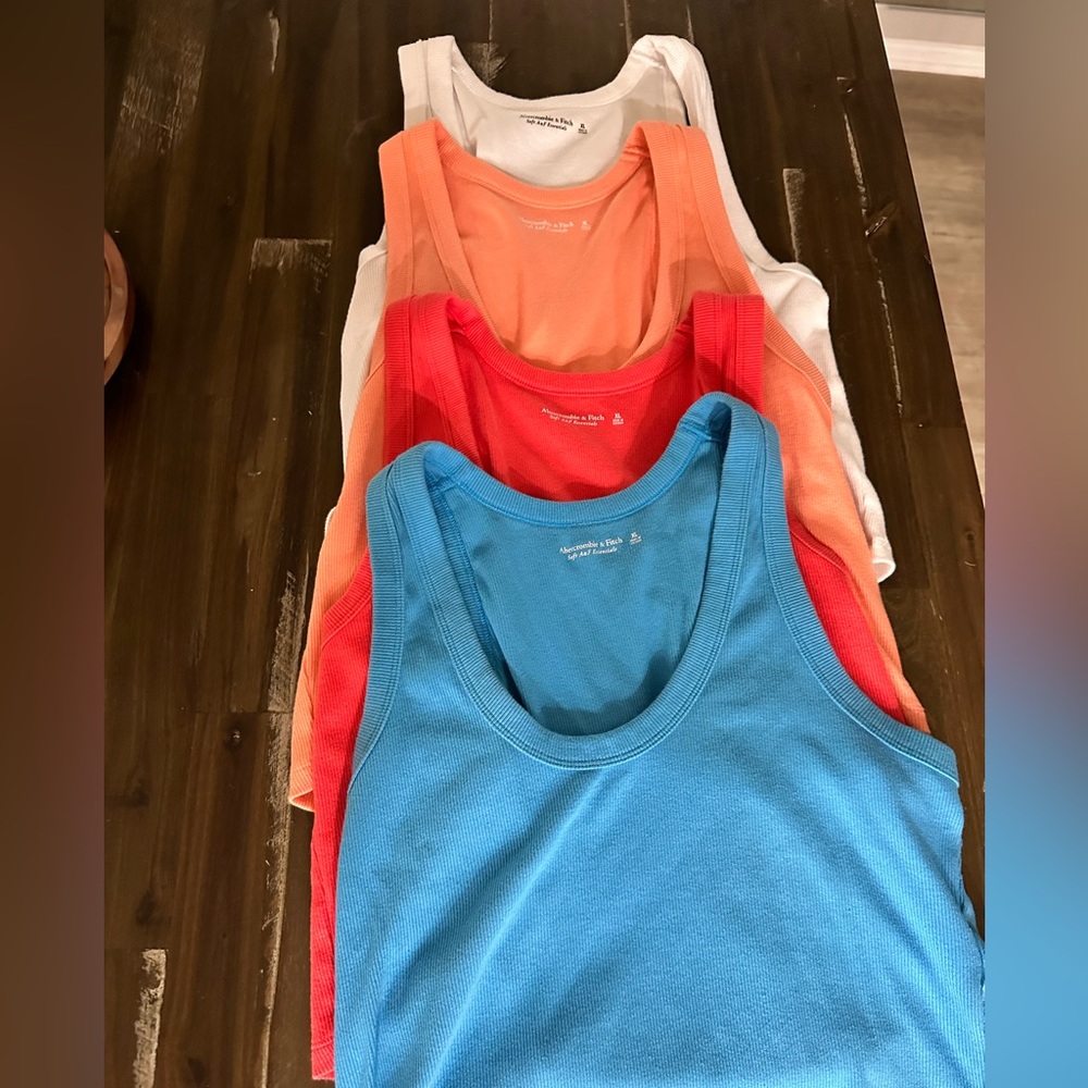 Abercrombie & Fitch Soft Essential Tanks - 4